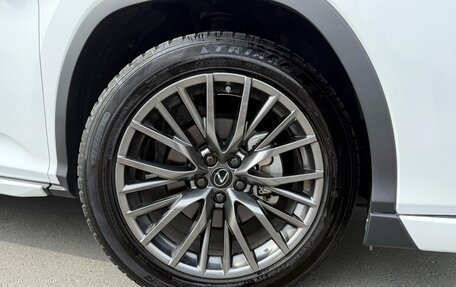 Lexus RX IV рестайлинг, 2019 год, 5 200 000 рублей, 7 фотография