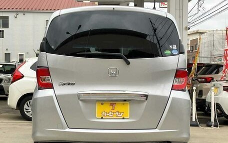 Honda Freed I, 2011 год, 1 050 000 рублей, 7 фотография