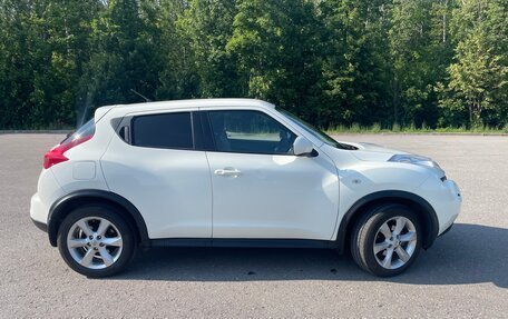 Nissan Juke II, 2011 год, 930 000 рублей, 2 фотография