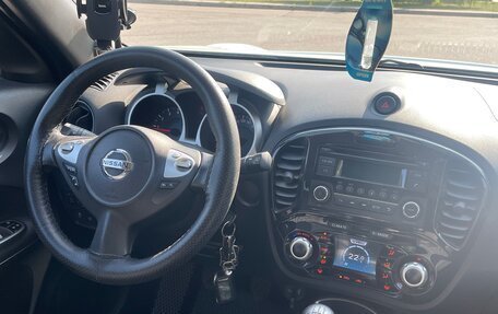 Nissan Juke II, 2011 год, 930 000 рублей, 17 фотография