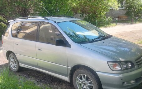Toyota Ipsum II, 1998 год, 400 000 рублей, 2 фотография