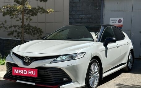 Toyota Camry, 2020 год, 3 199 000 рублей, 3 фотография