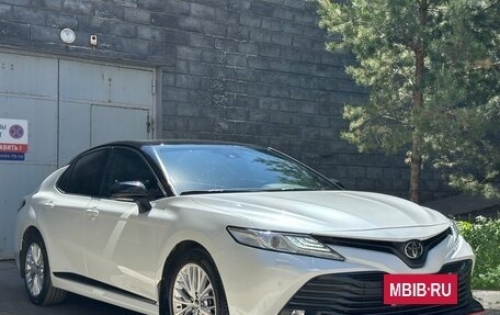 Toyota Camry, 2020 год, 3 199 000 рублей, 5 фотография