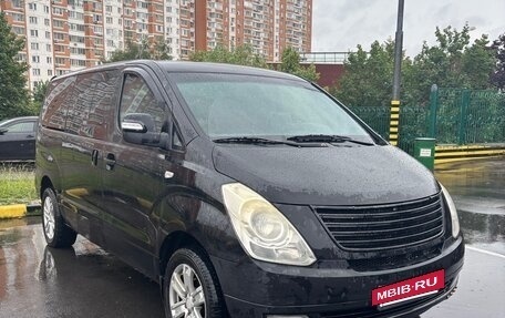 Hyundai Grand Starex Grand Starex I рестайлинг 2, 2009 год, 1 050 000 рублей, 2 фотография