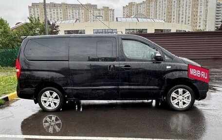 Hyundai Grand Starex Grand Starex I рестайлинг 2, 2009 год, 1 050 000 рублей, 13 фотография