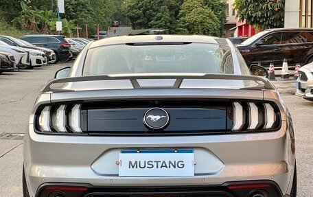 Ford Mustang VI рестайлинг, 2021 год, 3 556 548 рублей, 5 фотография