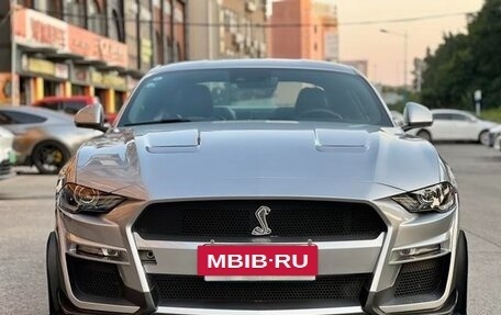 Ford Mustang VI рестайлинг, 2021 год, 3 556 548 рублей, 2 фотография