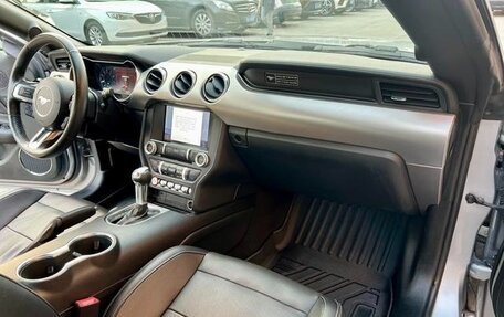 Ford Mustang VI рестайлинг, 2021 год, 3 556 548 рублей, 20 фотография