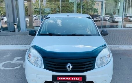 Renault Sandero I, 2012 год, 555 000 рублей, 2 фотография