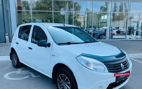 Renault Sandero I, 2012 год, 555 000 рублей, 3 фотография