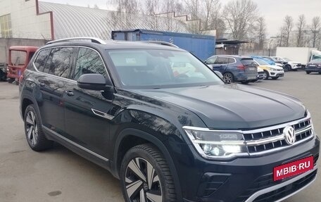 Volkswagen Teramont I, 2023 год, 5 355 000 рублей, 2 фотография