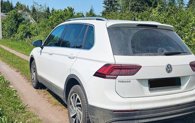 Volkswagen Tiguan II, 2018 год, 2 300 000 рублей, 1 фотография