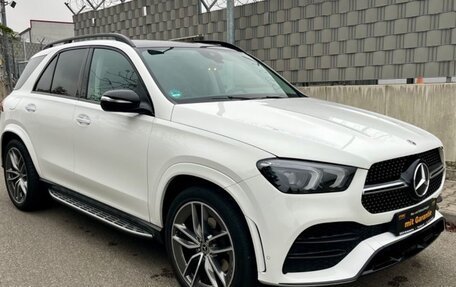 Mercedes-Benz GLE, 2022 год, 5 540 000 рублей, 3 фотография