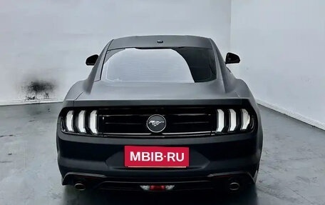 Ford Mustang VI рестайлинг, 2021 год, 2 600 014 рублей, 9 фотография