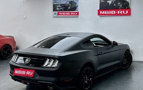 Ford Mustang VI рестайлинг, 2021 год, 2 600 014 рублей, 10 фотография