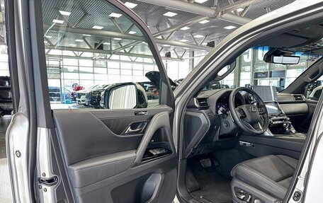 Lexus LX, 2024 год, 16 399 999 рублей, 14 фотография