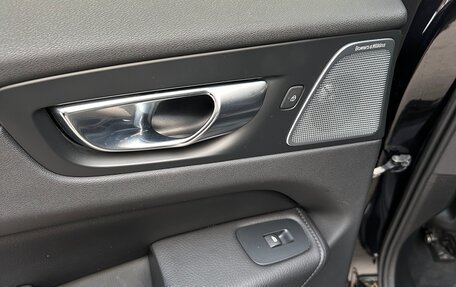 Volvo XC60 II, 2022 год, 5 500 000 рублей, 8 фотография