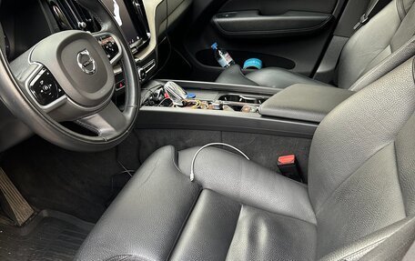 Volvo XC60 II, 2022 год, 5 500 000 рублей, 10 фотография