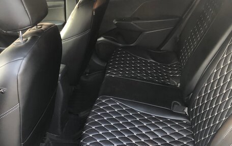 Hyundai Solaris II рестайлинг, 2019 год, 1 355 000 рублей, 10 фотография