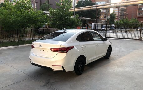 Hyundai Solaris II рестайлинг, 2019 год, 1 355 000 рублей, 6 фотография