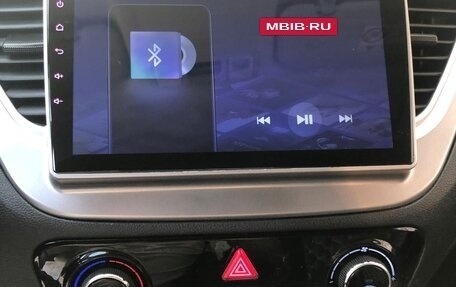 Hyundai Solaris II рестайлинг, 2019 год, 1 355 000 рублей, 16 фотография