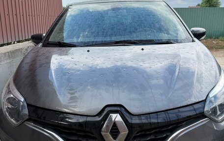 Renault Kaptur I рестайлинг, 2018 год, 1 650 000 рублей, 2 фотография