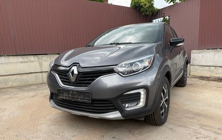 Renault Kaptur I рестайлинг, 2018 год, 1 650 000 рублей, 3 фотография