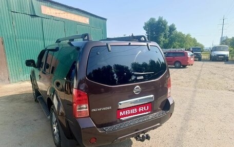 Nissan Pathfinder, 2012 год, 1 900 000 рублей, 3 фотография