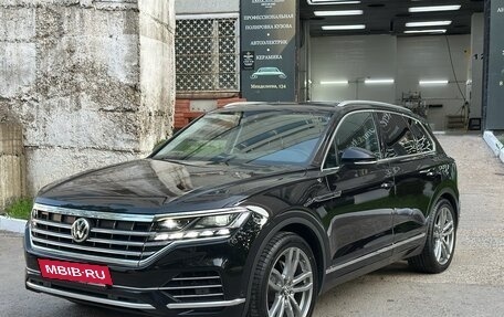 Volkswagen Touareg III, 2018 год, 4 990 000 рублей, 4 фотография