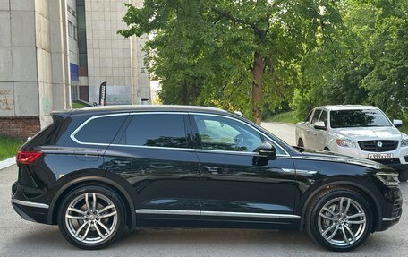 Volkswagen Touareg III, 2018 год, 4 990 000 рублей, 9 фотография
