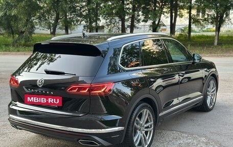 Volkswagen Touareg III, 2018 год, 4 990 000 рублей, 8 фотография