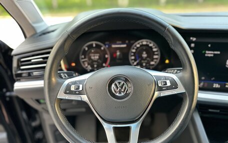 Volkswagen Touareg III, 2018 год, 4 990 000 рублей, 33 фотография
