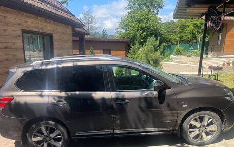 Nissan Pathfinder, 2014 год, 2 000 000 рублей, 5 фотография