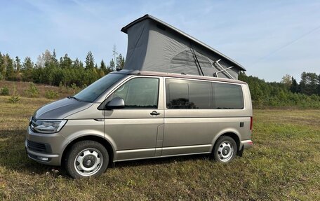 Volkswagen California T6, 2018 год, 5 200 000 рублей, 3 фотография