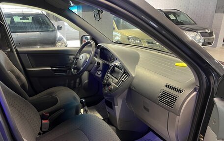 KIA Carens I (RS), 2004 год, 460 000 рублей, 11 фотография