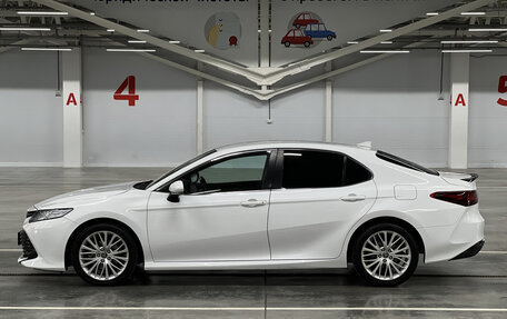 Toyota Camry, 2018 год, 2 550 000 рублей, 8 фотография