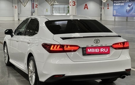 Toyota Camry, 2018 год, 2 550 000 рублей, 20 фотография