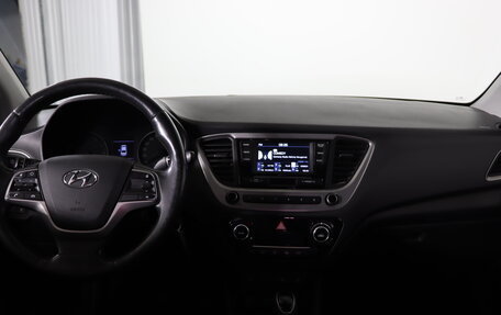Hyundai Solaris II рестайлинг, 2018 год, 1 199 990 рублей, 13 фотография