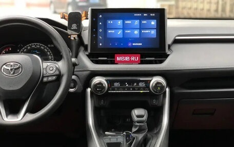 Toyota RAV4, 2022 год, 1 856 077 рублей, 16 фотография