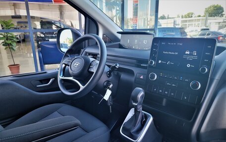 Hyundai Staria, 2022 год, 4 540 000 рублей, 14 фотография