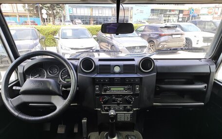 Land Rover Defender I, 2009 год, 2 595 000 рублей, 9 фотография