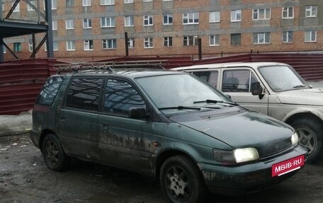 Mitsubishi Space Wagon III, 1994 год, 130 000 рублей, 2 фотография