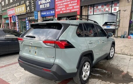 Toyota RAV4, 2023 год, 2 800 000 рублей, 4 фотография