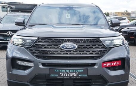 Ford Explorer VI, 2022 год, 2 720 000 рублей, 2 фотография