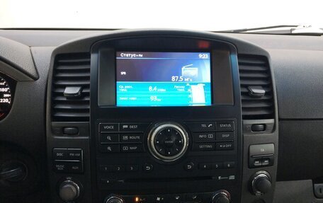 Nissan Pathfinder, 2011 год, 1 050 000 рублей, 11 фотография