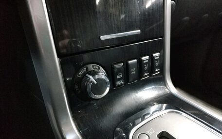 Nissan Pathfinder, 2011 год, 1 050 000 рублей, 13 фотография