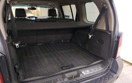 Nissan Pathfinder, 2011 год, 1 050 000 рублей, 20 фотография