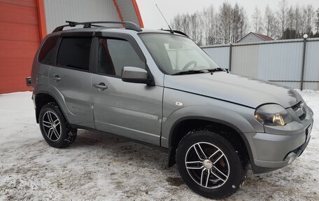 Chevrolet Niva I рестайлинг, 2017 год, 620 000 рублей, 7 фотография