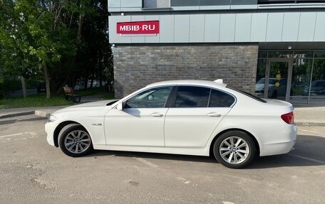 BMW 5 серия, 2013 год, 1 800 000 рублей, 2 фотография
