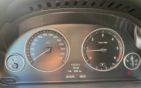 BMW 5 серия, 2013 год, 1 800 000 рублей, 12 фотография